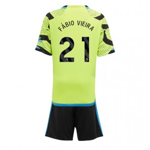 Arsenal Fabio Vieira #21 Replika Babytøj Udebanesæt Børn 2023-24 Kortærmet (+ Korte bukser)